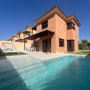 https://villa-saona.tenerifehoteles.net